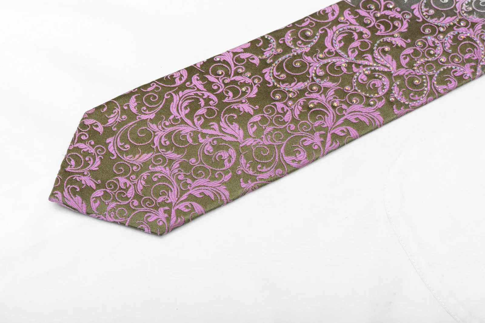 Pink Acanthus Scrolls On Green Rhinestone Silk Necktie